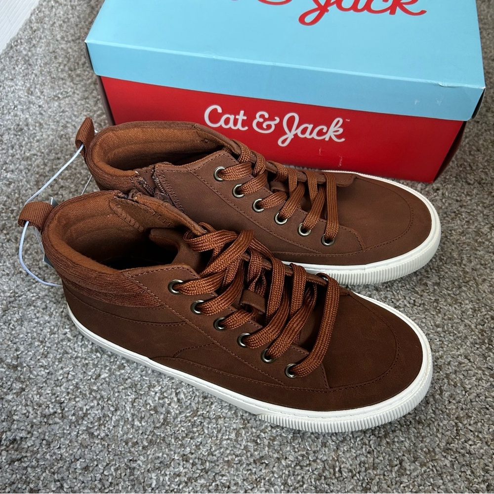 Youth Boys Sz 4 Cat And Jack Cooper Sneakers Brown/Copper High Top ZIP Boots New